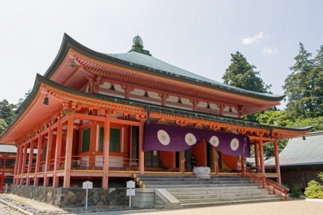 the main hall enryaku-ji