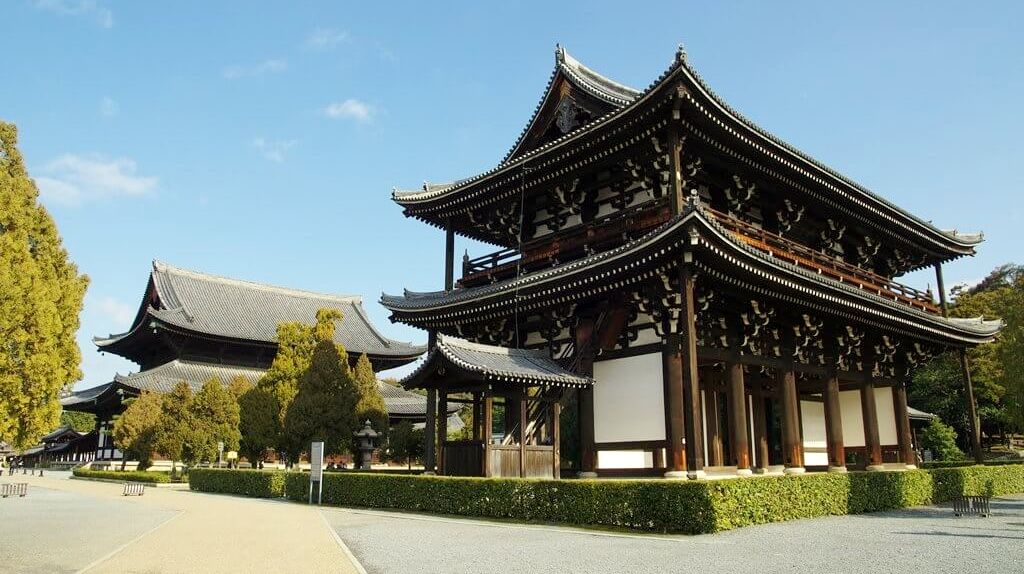 Tofuku-ji Temple (東福寺) / Kyoto | Nipponderful.com