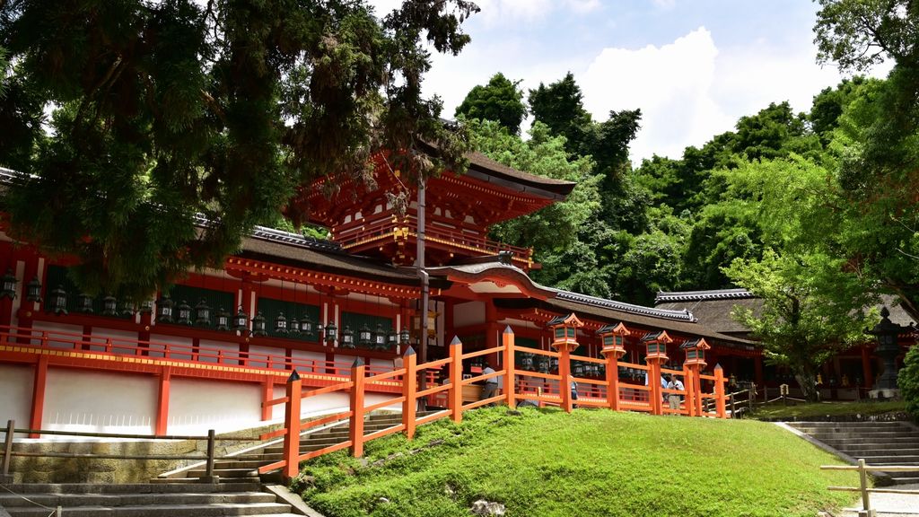 Kasuga-Taisha Shrine (春日大社) / Nara | Nipponderful.com